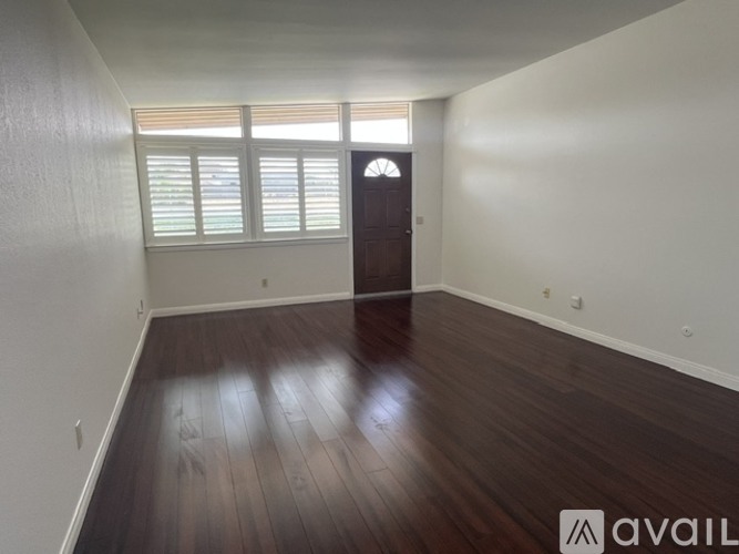 291 Janet Avenue 2 Beds Single Family Home for Rent - Photo gallery 2