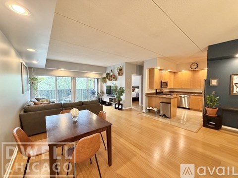 4625 W Lawrence Ave 2 Beds Apartment for Rent