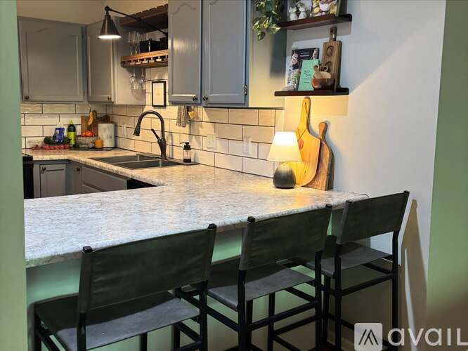 1919 Deerhaven Lane Northeast 3 Beds Condo for Rent - Photo gallery 1