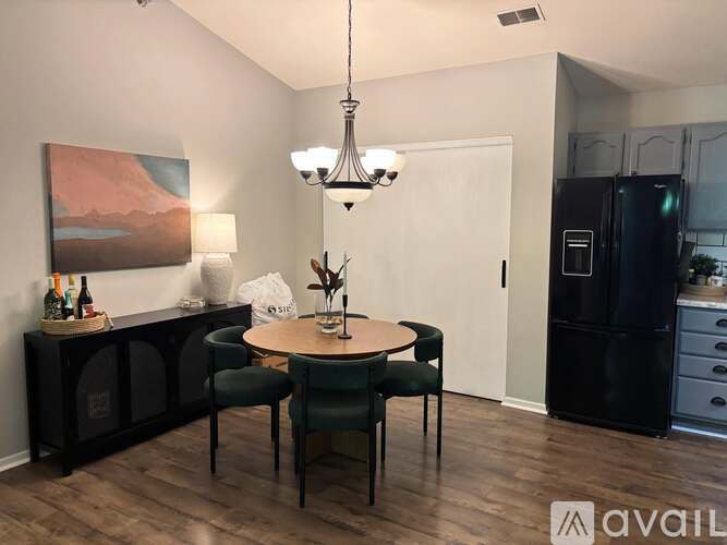1919 Deerhaven Lane Northeast 3 Beds Condo for Rent - Photo gallery 3