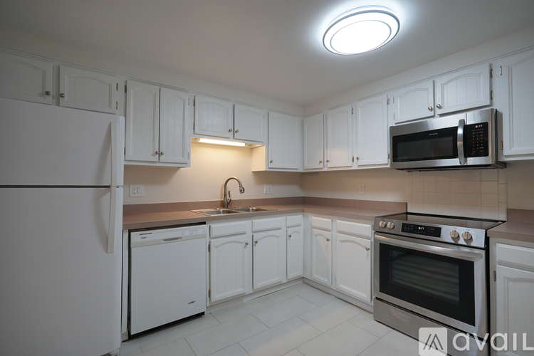 4481 South Buffalo Street 2 Beds Apartment for Rent - Photo gallery 3