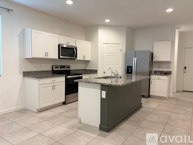 8297 West Clemente Way 4 Beds Single Family Home for Rent - Photo gallery 2