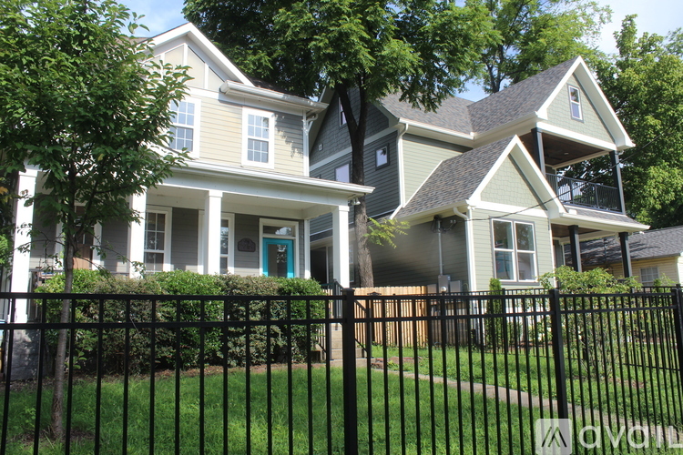 715 North 2nd Street 3 Beds Single Family Home for Rent - Photo gallery 4