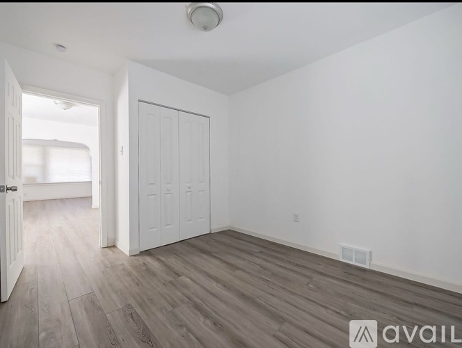 19410 Cliff Street 3 Beds Apartment for Rent - Photo gallery 2