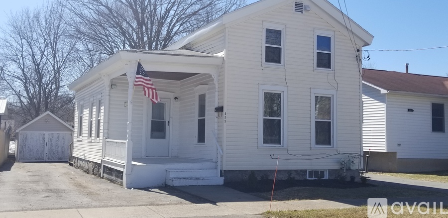 111 Arch St 3 Beds Single Family Home for Rent - Photo gallery 5