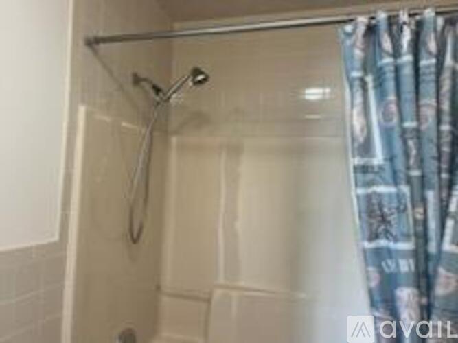 35 Bay Way 1 Apartment for Rent - Photo gallery 2
