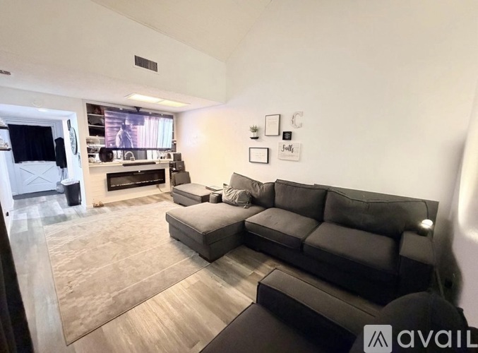 1112 Bel Aire Circle 2 Beds Condo for Rent - Photo gallery 3