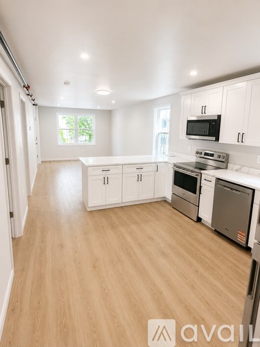 134 Florence St 3 Beds Apartment for Rent