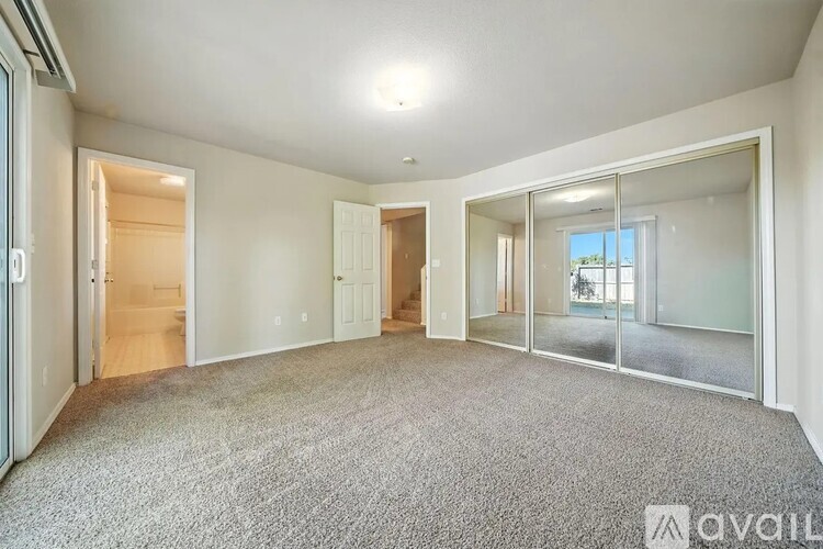 843 Montcrest Drive 4 Beds Single Family Home for Rent - Photo gallery 4