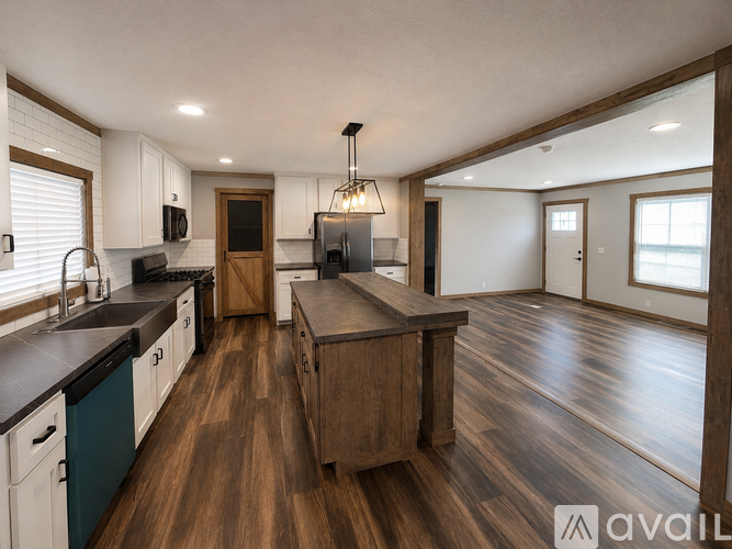 407 E Main Ave. 4 Beds Single Family Home for Rent - Photo gallery 3