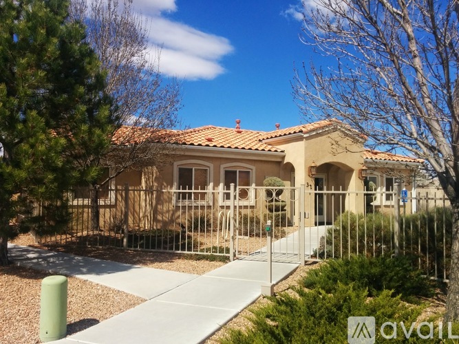 6800 Vista Del Norte Dr NE 1 Condo for Rent - Photo gallery 1