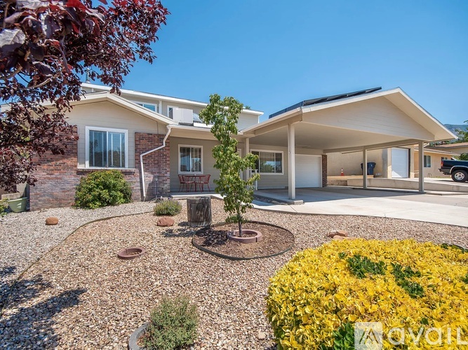 13509 Pierce Arrow Road Northeast 4 Beds Single Family Home for Rent - Photo gallery 1