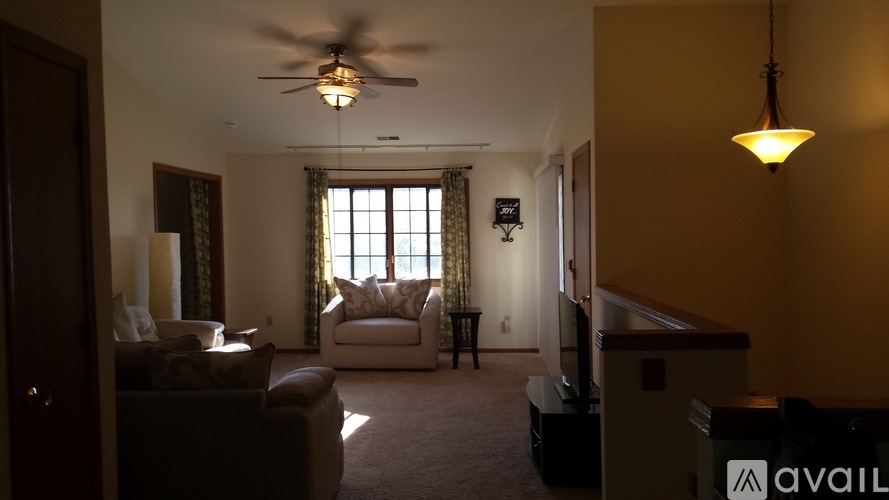 7305 98th Avenue 1 Condo for Rent - Photo gallery 3