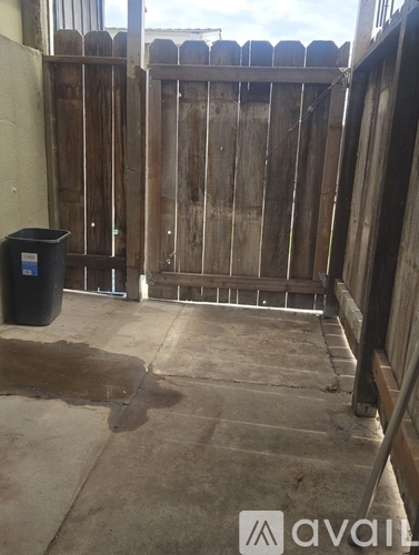 419 North Sierra Avenue 2 Beds Apartment for Rent - Photo gallery 4