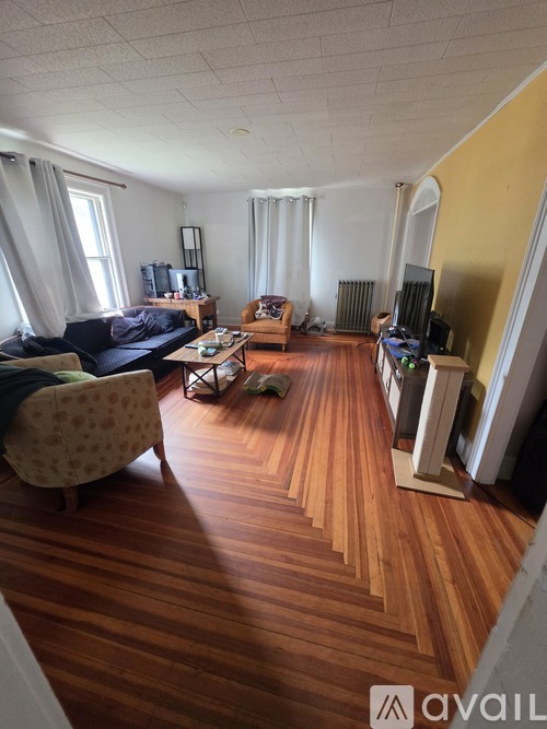 17 Laurel Street 1 Single Family Home for Rent - Photo gallery 2