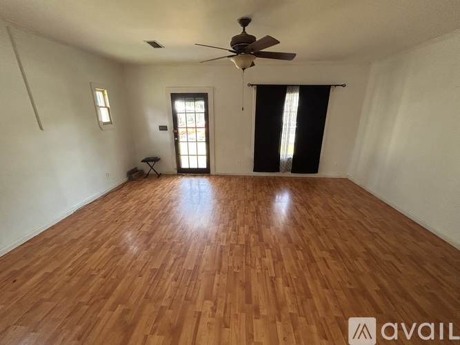 343 Haise St 3 Beds Apartment for Rent - Photo gallery 3