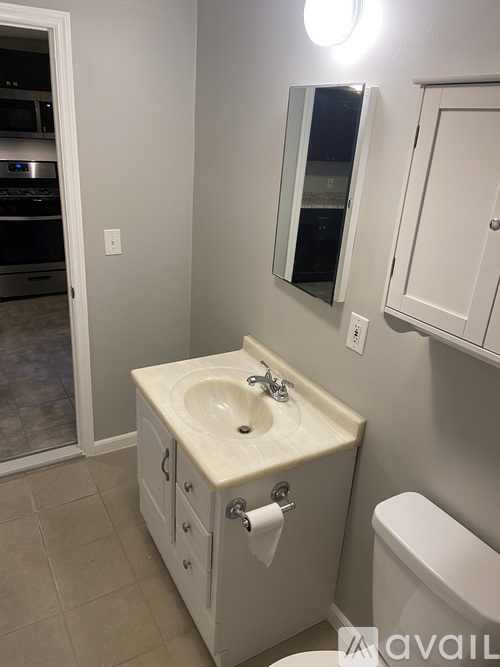 52 Phillips Road 2 Beds Apartment for Rent - Photo gallery 4