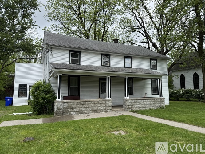 355 Main Street 2 Beds Apartment for Rent - Photo gallery 1