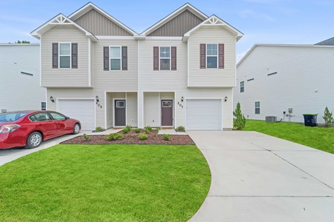 207 Shallowbag Bay Lane 3 Beds Apartment for Rent