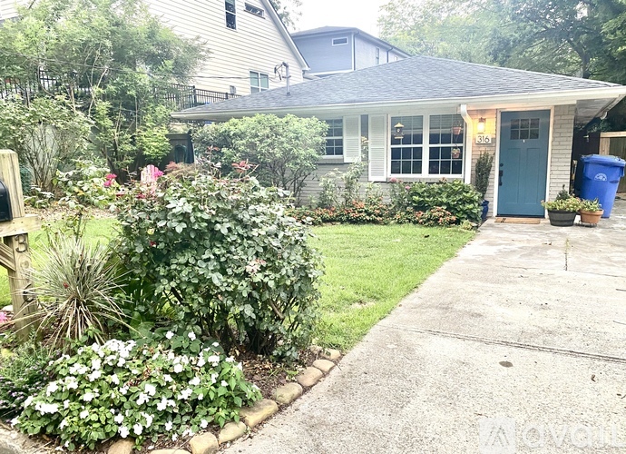 316 Nelms Avenue Northeast 2 Beds Single Family Home for Rent - Photo gallery 2