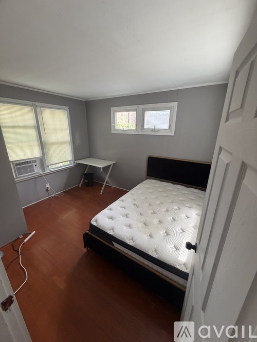 328 Robbins Street 1 Apartment for Rent - Photo gallery 2
