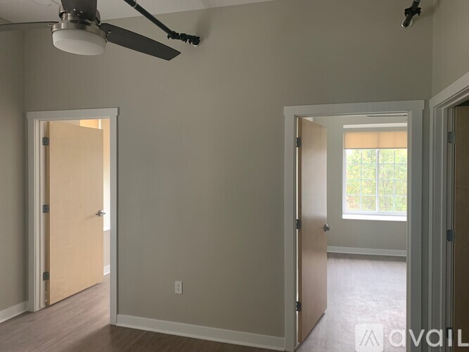 107 West Center Street 2 Beds Apartment for Rent - Photo gallery 3