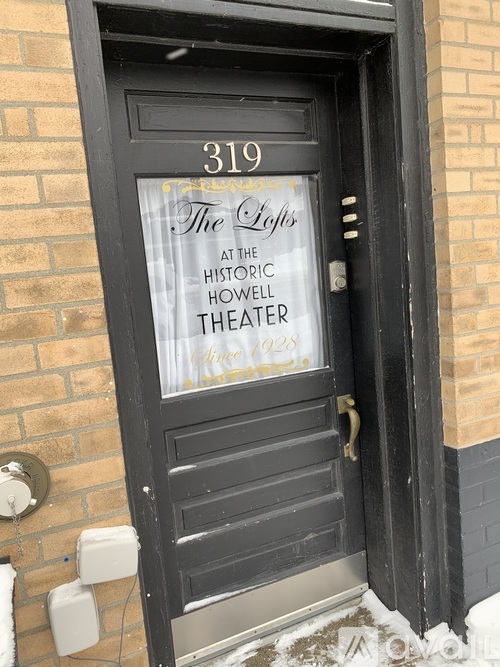 319 East Grand River Avenue 1 Apartment for Rent - Photo gallery 2