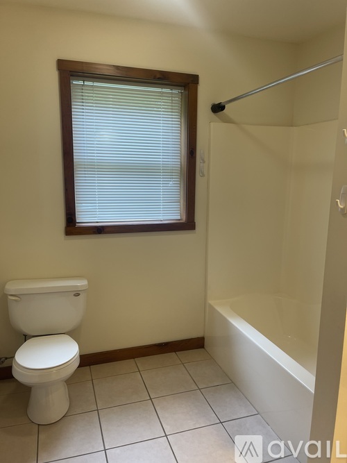 Mc Arthur Brook Rd 2 Beds Apartment for Rent - Photo gallery 2
