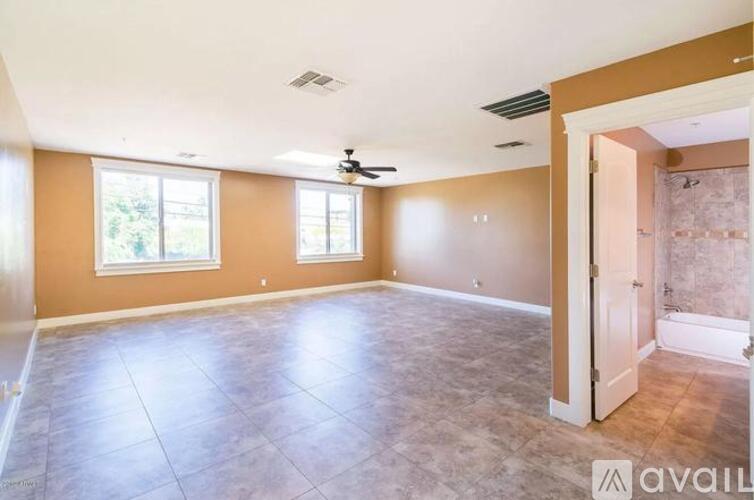 2608 E Turney Ave 3 Beds Apartment for Rent - Photo gallery 2