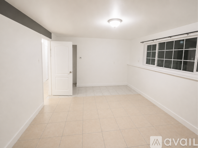 5242 South Hamlet Circle 3 Beds Single Family Home for Rent - Photo gallery 3