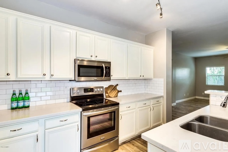 17052 W Sonora St 4 Beds Single Family Home for Rent - Photo gallery 1