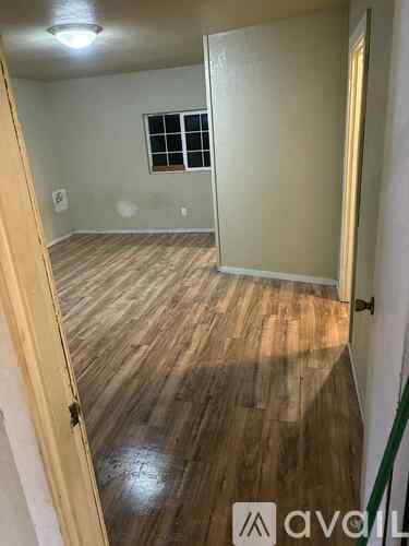 1315 1st St 3 Beds Single Family Home for Rent - Photo gallery 3