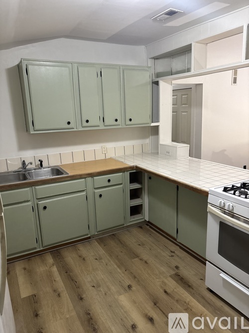 231 East Lincoln Avenue 2 Beds Apartment for Rent - Photo gallery 5