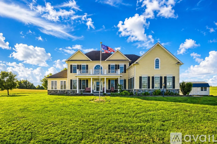 10216 Lees Mill Road 5 Beds Single Family Home for Rent - Photo gallery 1