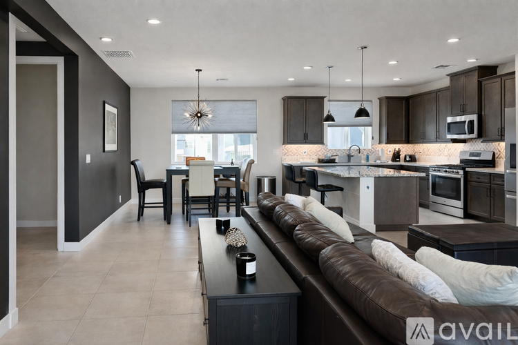 11300 North Casa Dega Drive 2 Beds Townhouse for Rent - Photo gallery 2