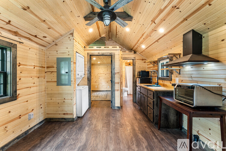1522 Little Flock Drive 1 Single Family Home for Rent - Photo gallery 4