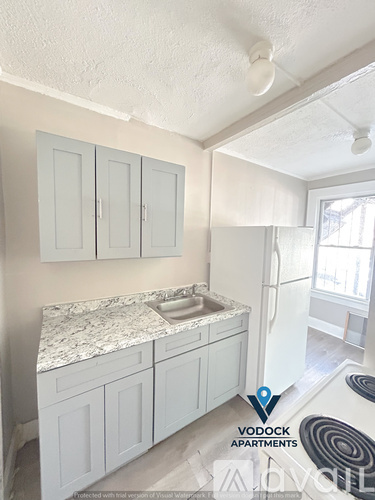 911 Asylum Ave Studio Apartment for Rent - Photo gallery 1