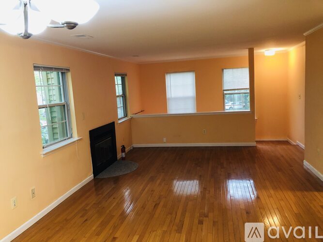 6122 Cedar Court 2 Beds Townhouse for Rent - Photo gallery 3