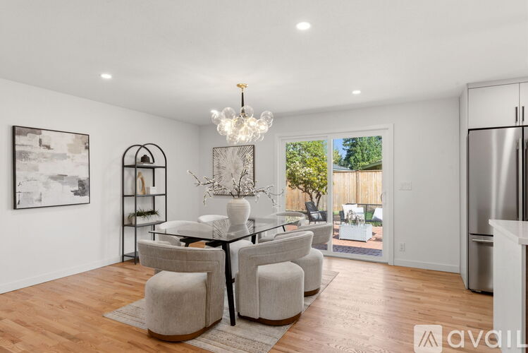 16432 Northeast 18th Street 4 Beds Single Family Home for Rent - Photo gallery 4