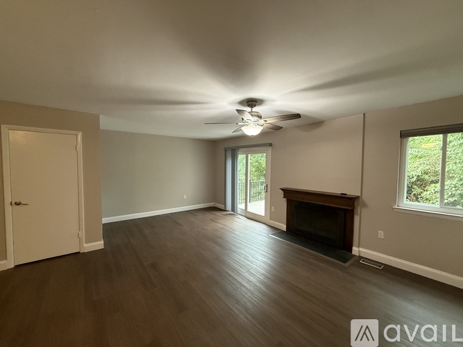 21 Copley Court 3 Beds Townhouse for Rent - Photo gallery 5