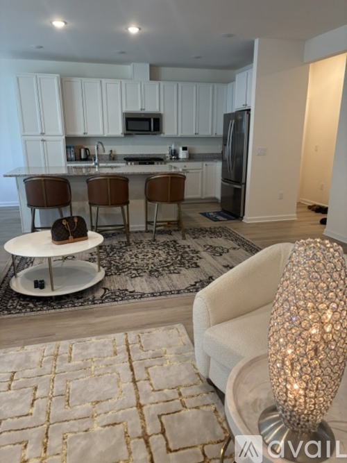 712 Fremont Drive 3 Beds Townhouse for Rent - Photo gallery 3