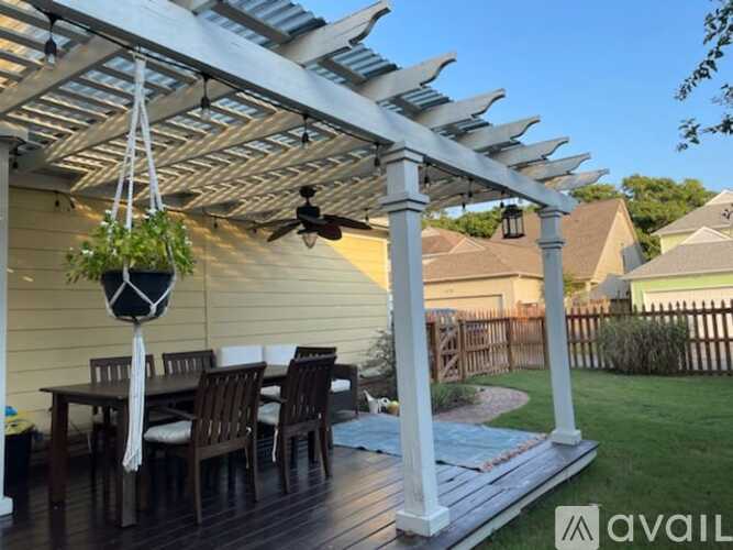 1054 Island Place East 3 Beds Single Family Home for Rent - Photo gallery 2