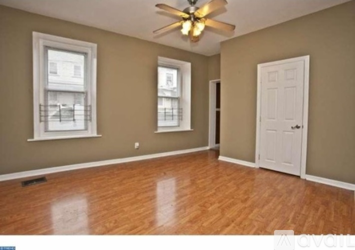 181 Dupont Street 4 Beds Single Family Home for Rent - Photo gallery 3