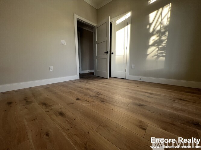 157 Everett St 2 Beds Apartment for Rent - Photo gallery 5