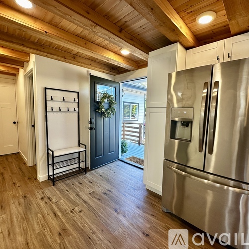 1386 Avenue U 3 Beds Single Family Home for Rent - Photo gallery 5