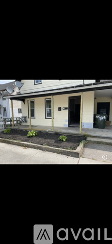 105 Central Avenue 4 Beds Single Family Home for Rent - Photo gallery 1