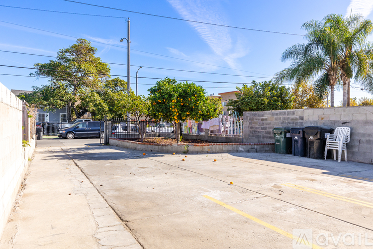 15725 S Frailey Ave Studio Apartment for Rent - Photo gallery 2