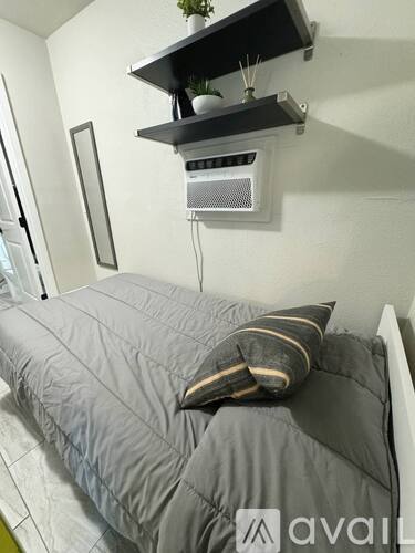15725 S Frailey Ave Studio Apartment for Rent - Photo gallery 5