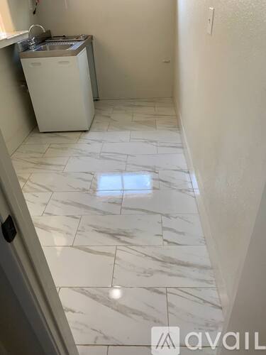 E Cypress Ave 2 Beds Apartment for Rent - Photo gallery 3