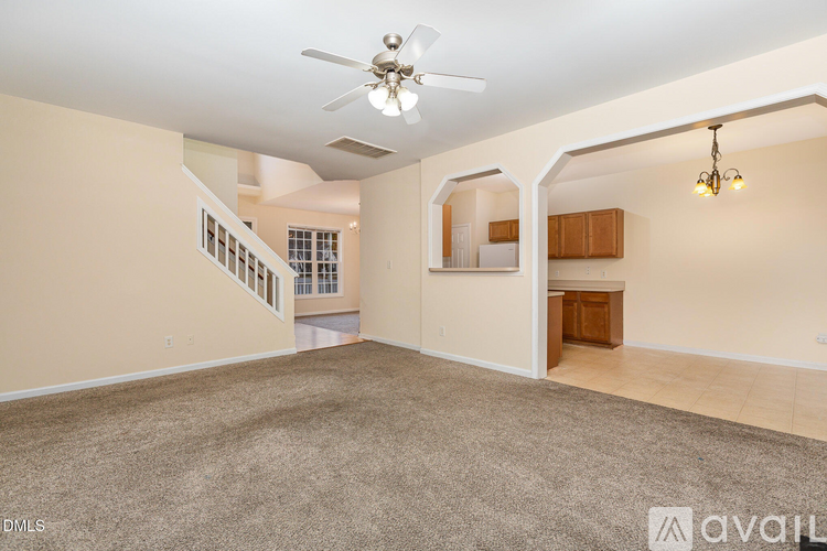 2124 Star Sapphire Dr 3 Beds Single Family Home for Rent - Photo gallery 2